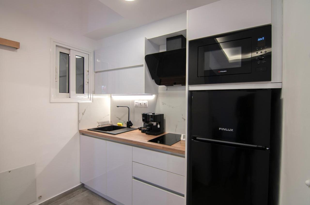 Apartamento Cozy Modern Studiο _ Near The Center Of Atenas Exterior foto