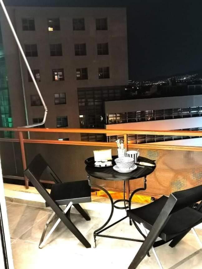 Apartamento Cozy Modern Studiο _ Near The Center Of Atenas Exterior foto