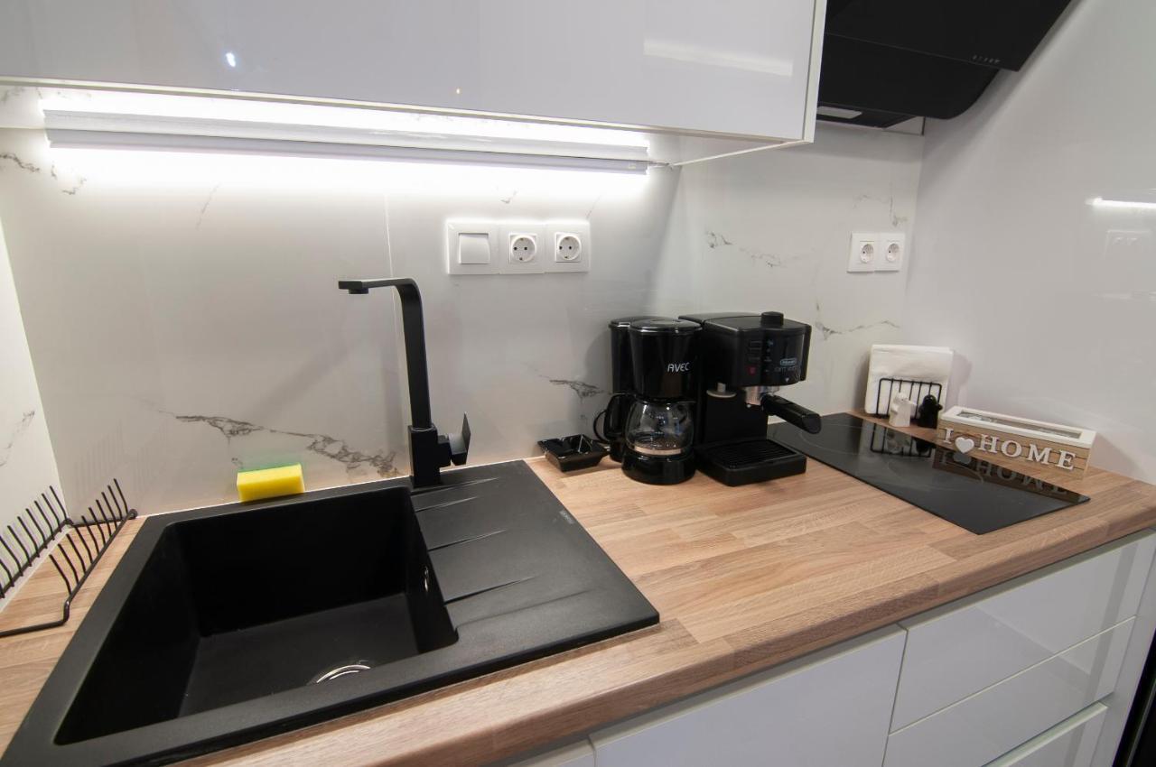Apartamento Cozy Modern Studiο _ Near The Center Of Atenas Exterior foto